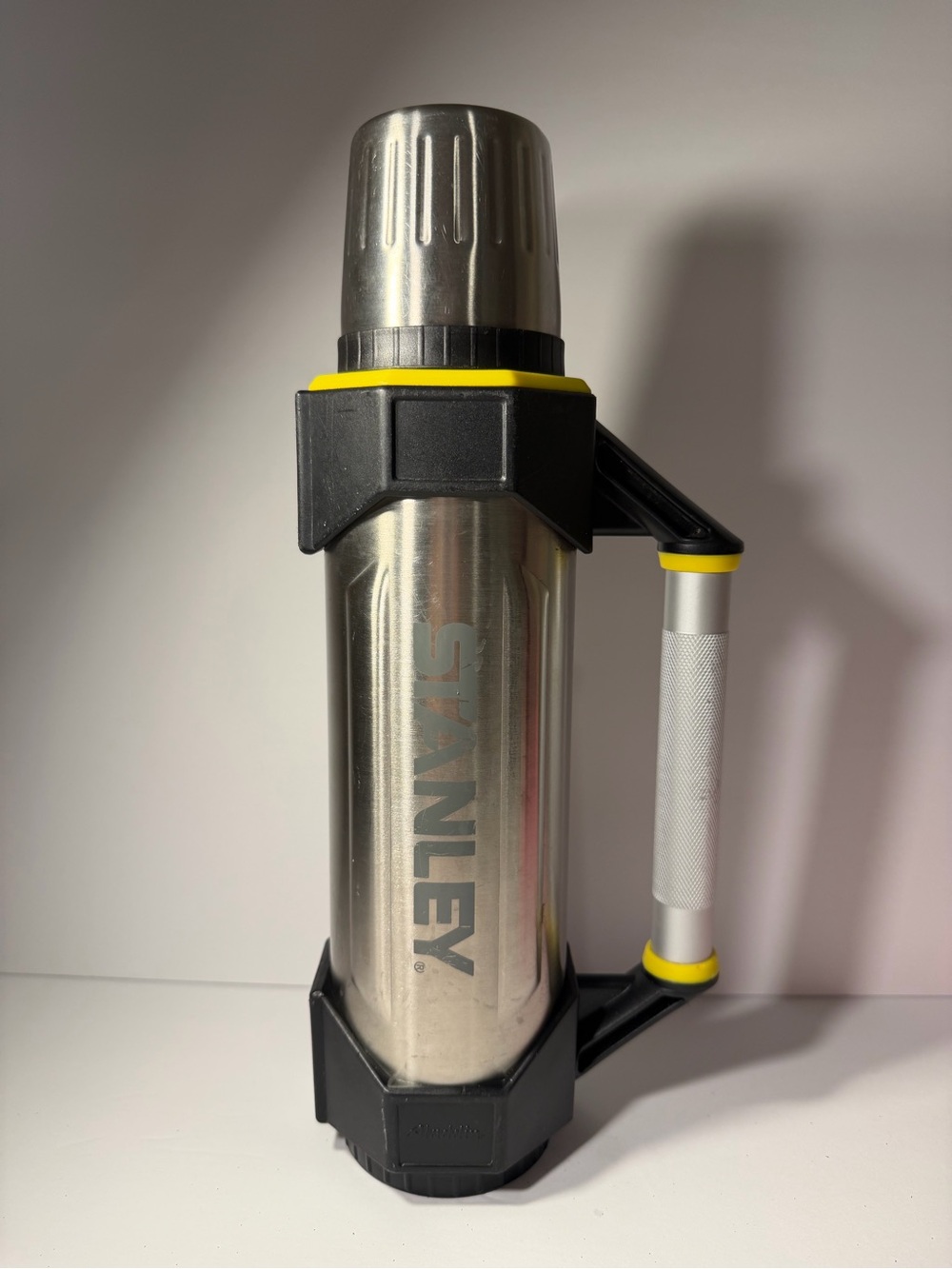 Stanley Aladdin 1.1 Qt Stainless Thermos Tested Works
